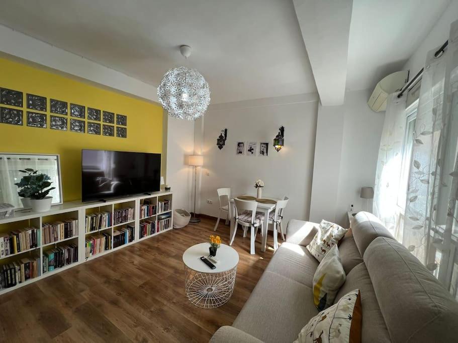Bright 2 Bedroom * Málaga