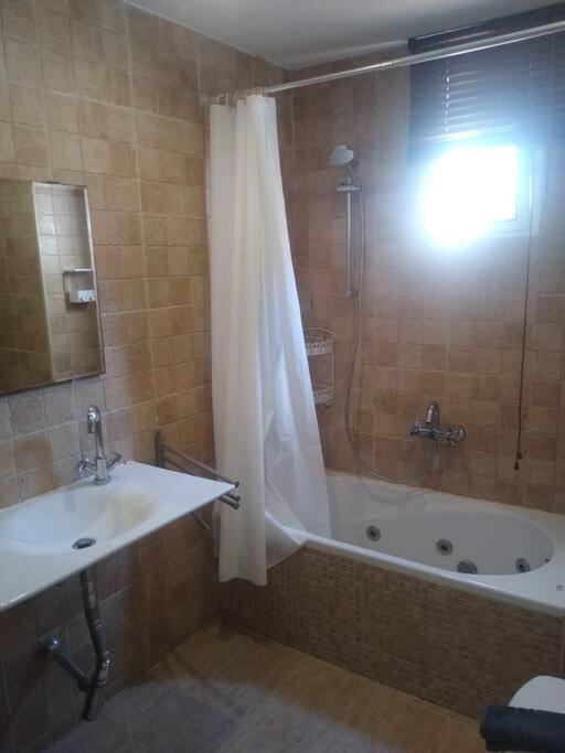 Bright 2 Bedroom Apartamento Málaga