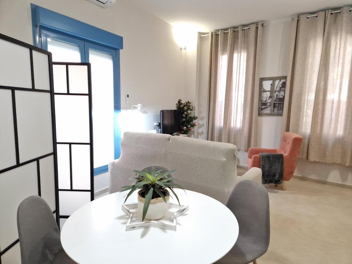 Del Parque Flats Galatas Appartement *