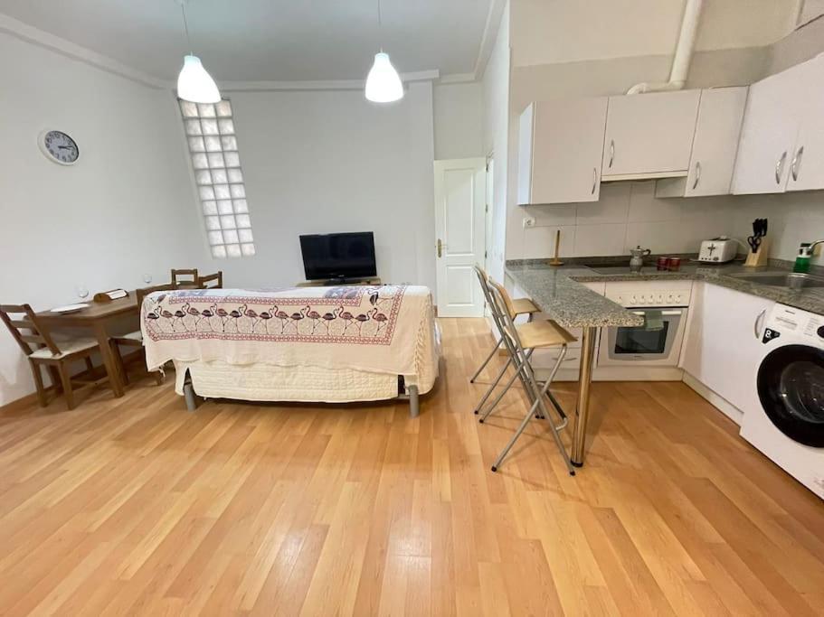 Flat In Atarazanas - Souv *