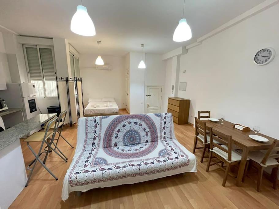 Flat In Atarazanas - Souv Appartement Málaga