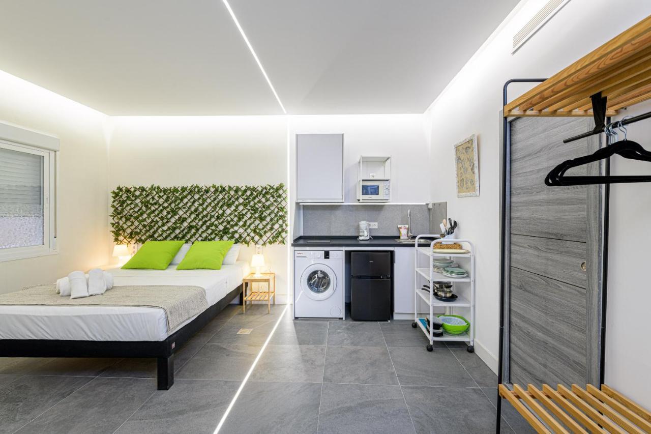 Fabuloso Calle Alamos Suites Estudio Apartment