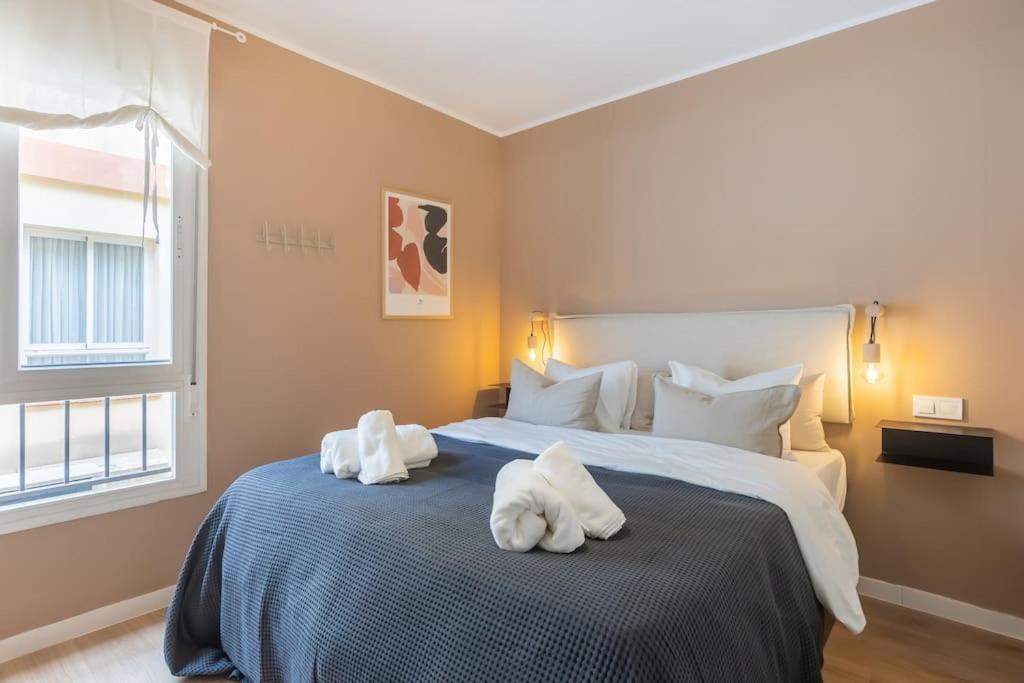 Downtown Flat With 46 Sqm Private Rooftop Terrace