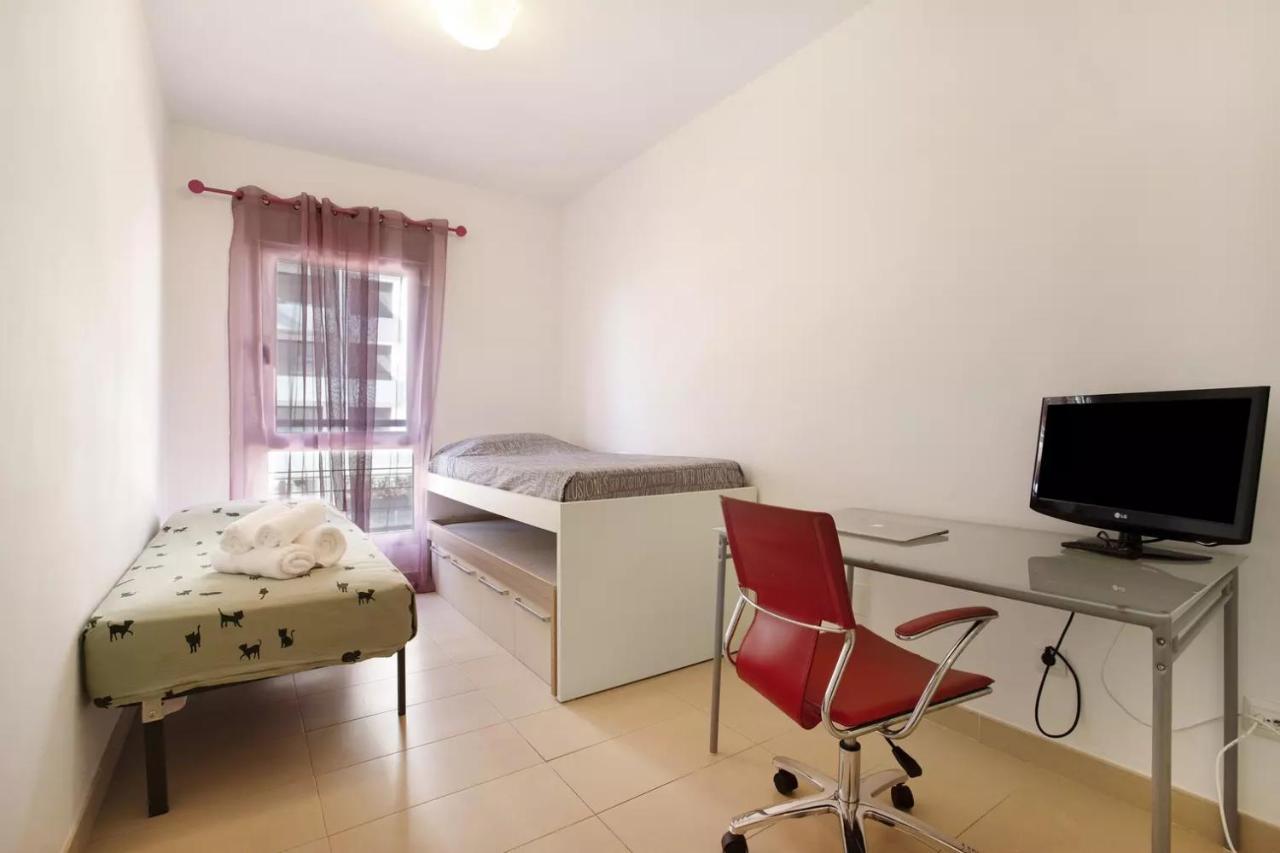 Appartement Campus Parking Included Málaga