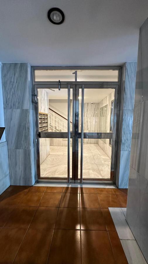 Capital - Zona Oeste: Parking-wifi-piscina Apartamento