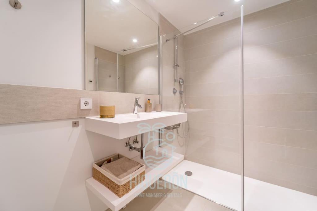 Higueronrentals Sandshine Apartment