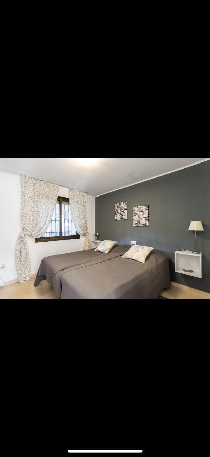 Seaside Serenity: 2br Getaway Appartement *