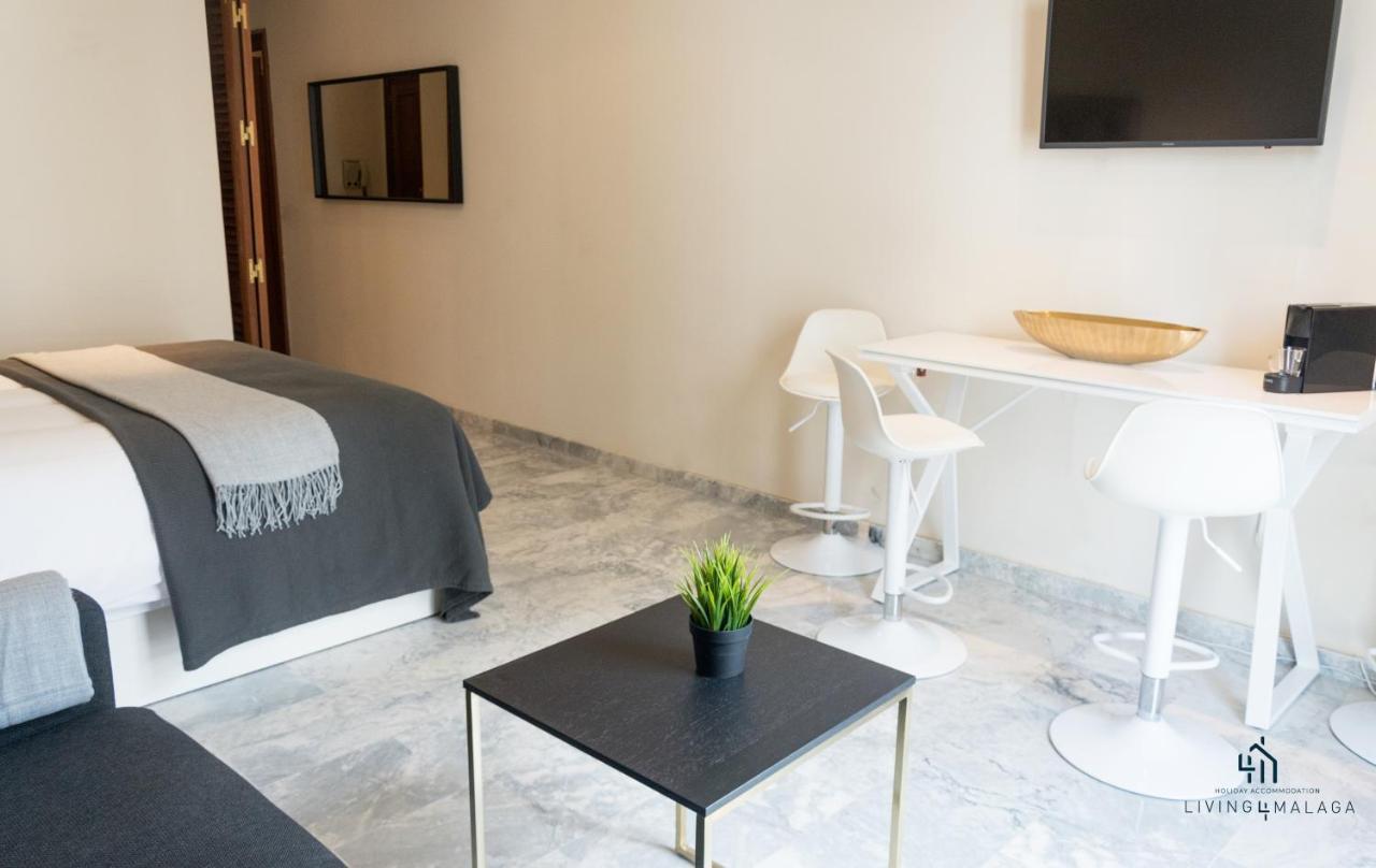 Living4malaga Golden Apartment *