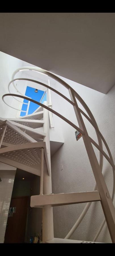 Penthouse With Solarium In The Center Of Malaga-atico Con Solarium En El Centro De Appartamento