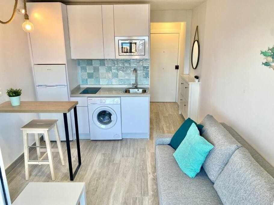 Apartamento Balneario Estudio Con Terraza Y Vistas Al Mar *