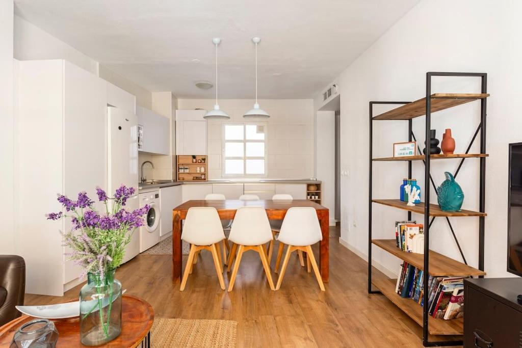 Historical Center Parking And Smart Tv *
