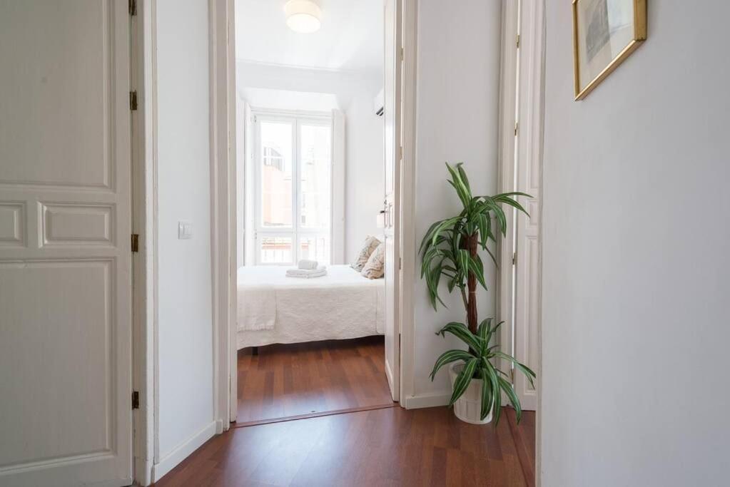 Sunny Apartment Malaga