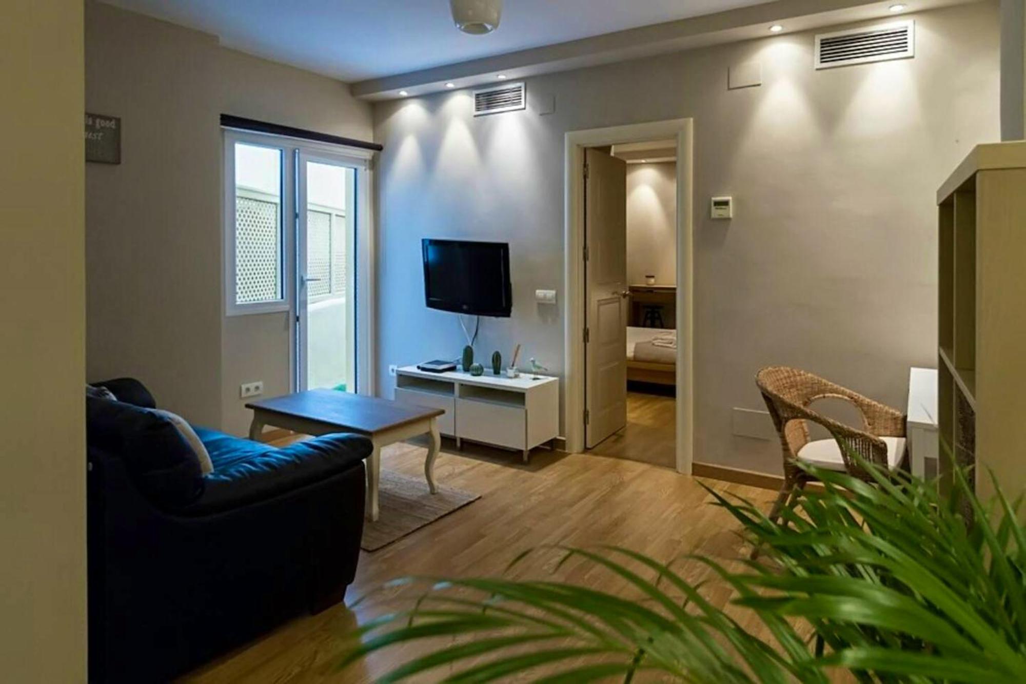 Appartement Charming In With Private Terrace 65 M² Air Conditioned