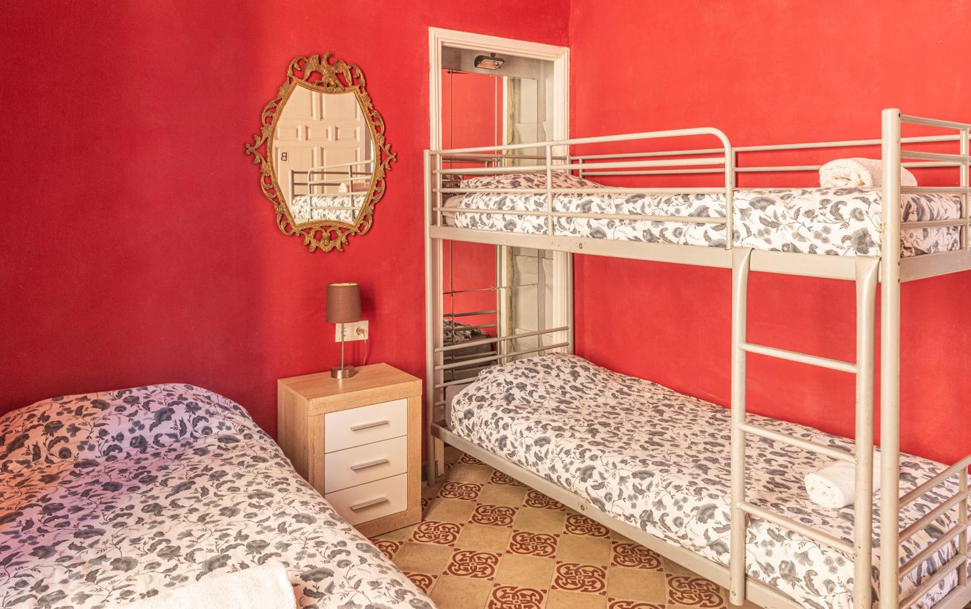 Private In Historic Building On The Square Séjour chez l'habitant