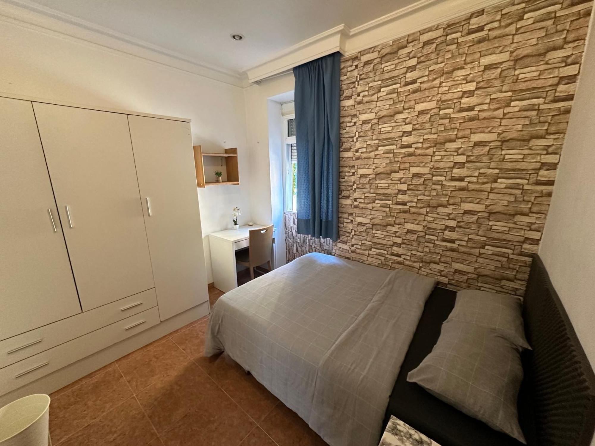 Appartement En Piso Compartido En Capital