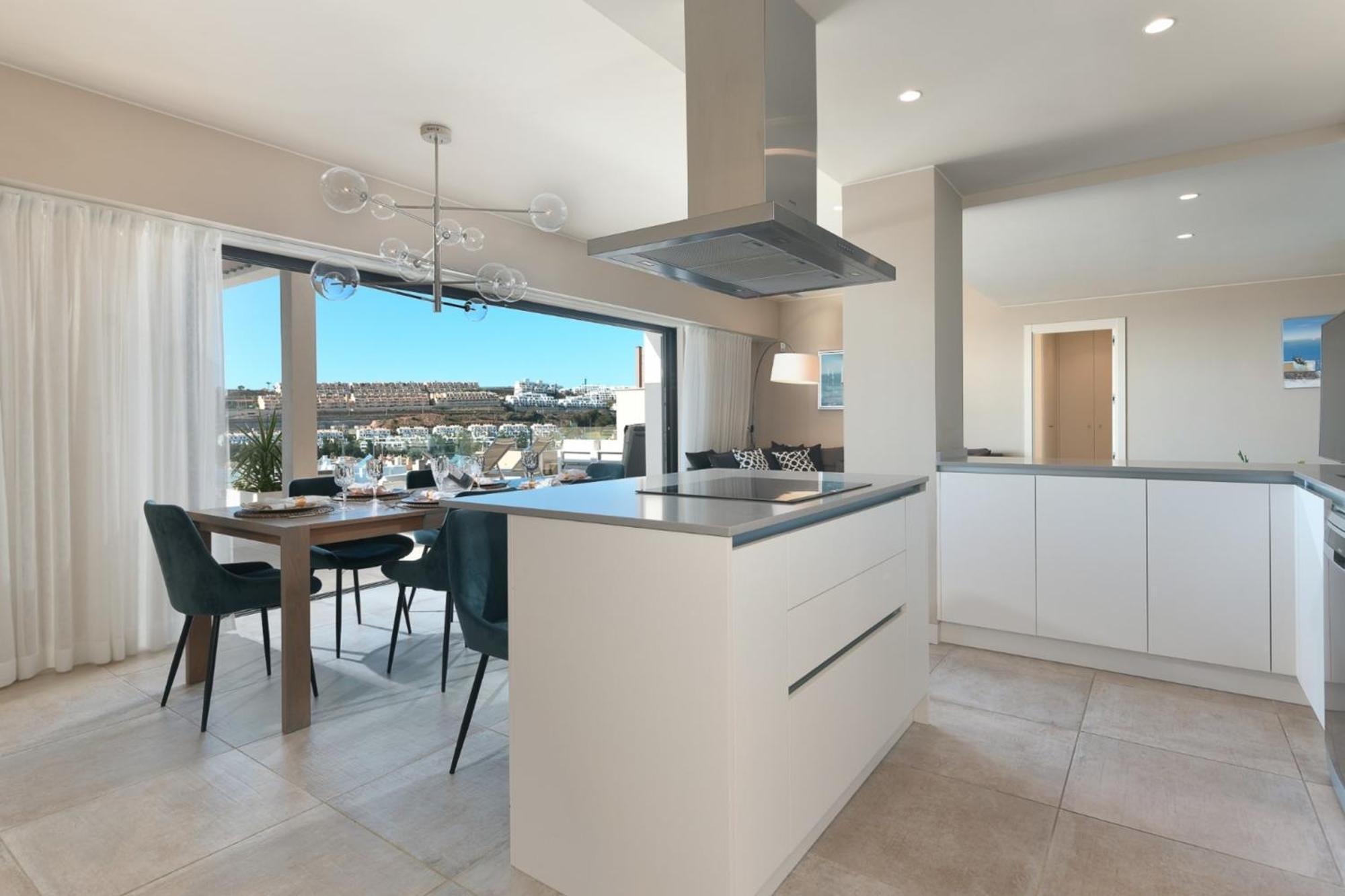Penthouse With Ocean View 4 Bedrooms Malaga