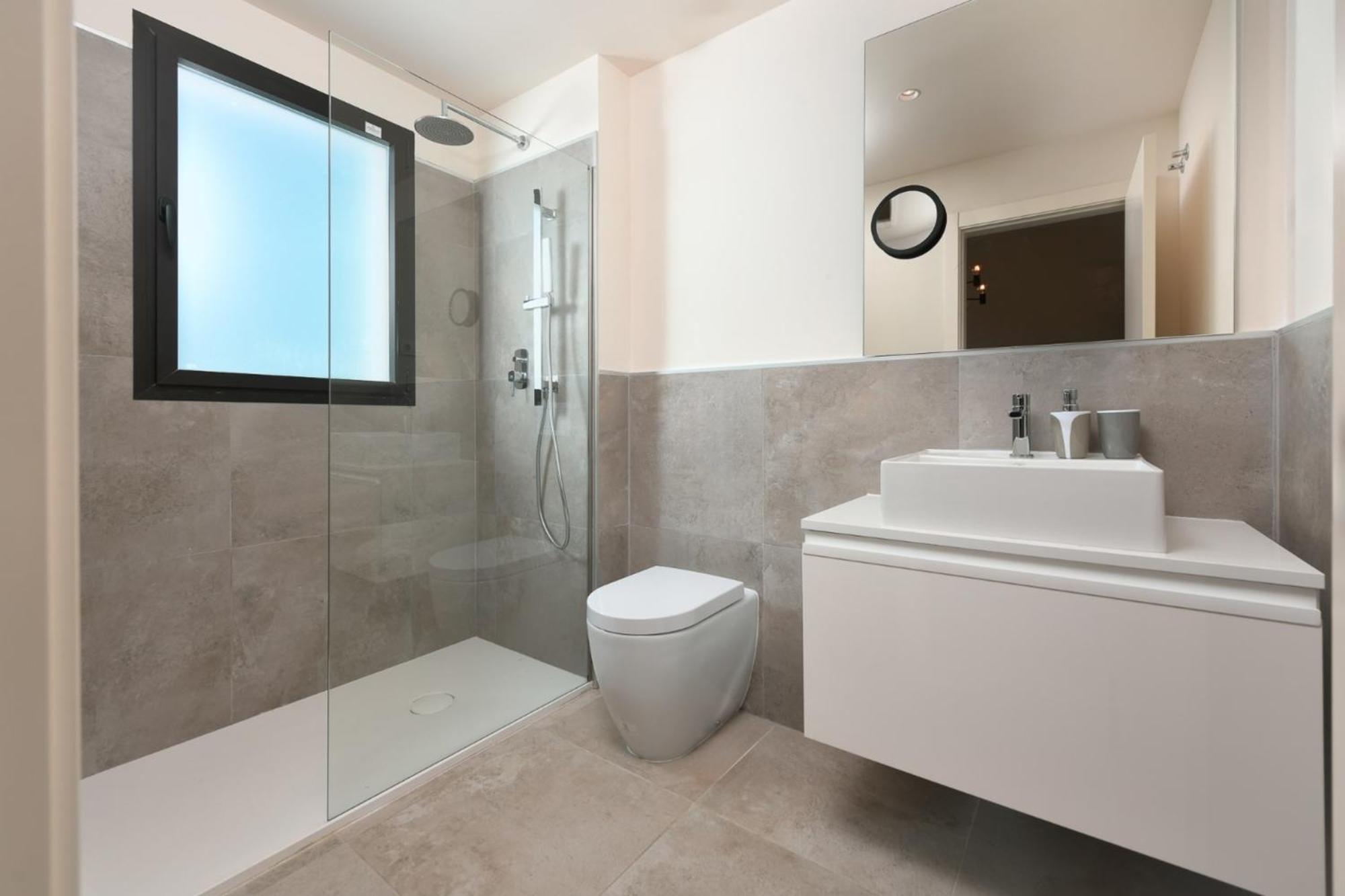 Penthouse With Ocean View 4 Bedrooms Apartment *