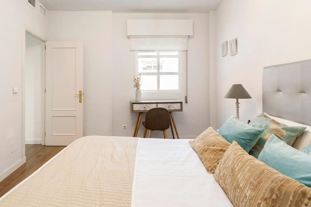 Historical Center Parking And Smart Tv Apartamento Málaga