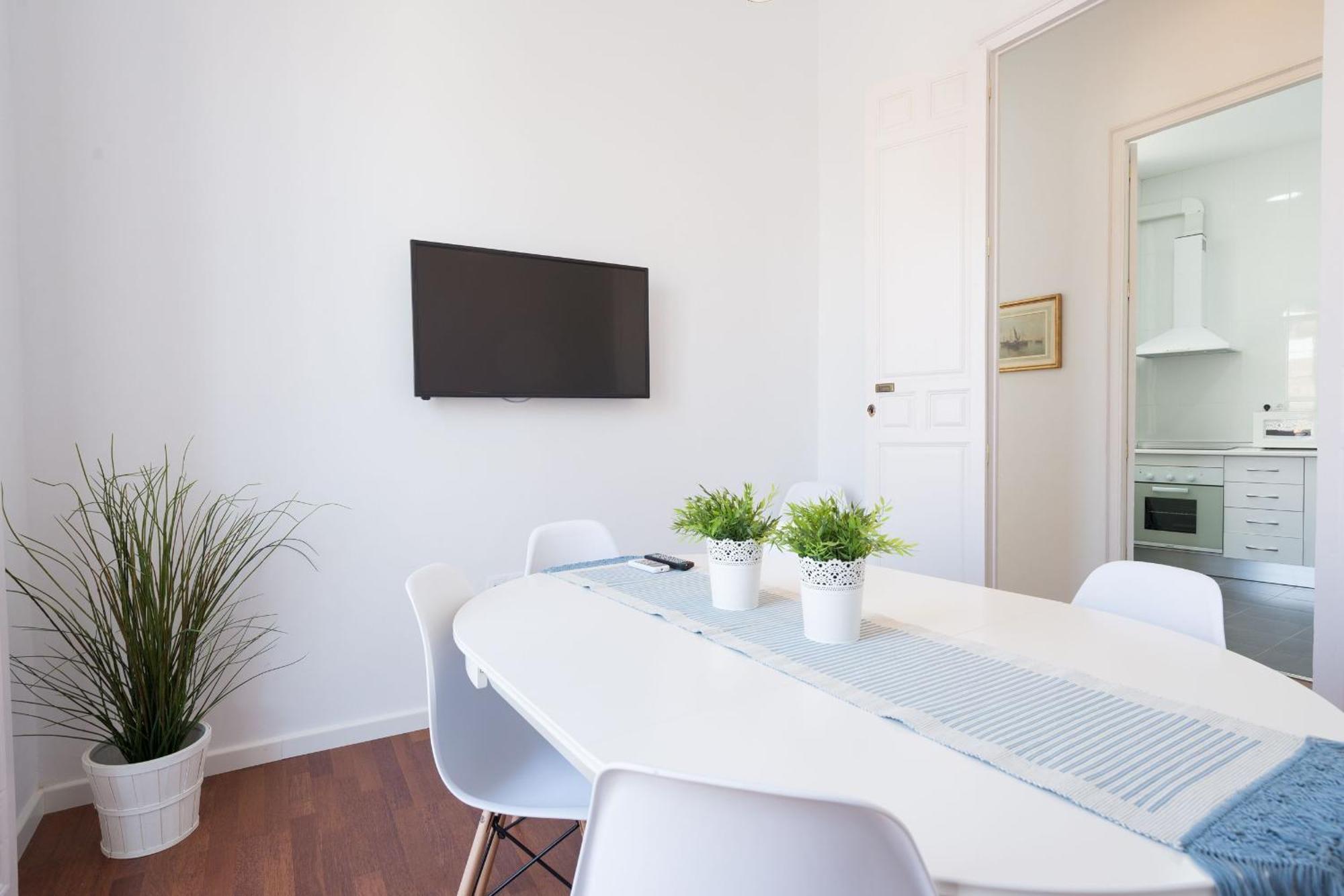 Sunny Apartment