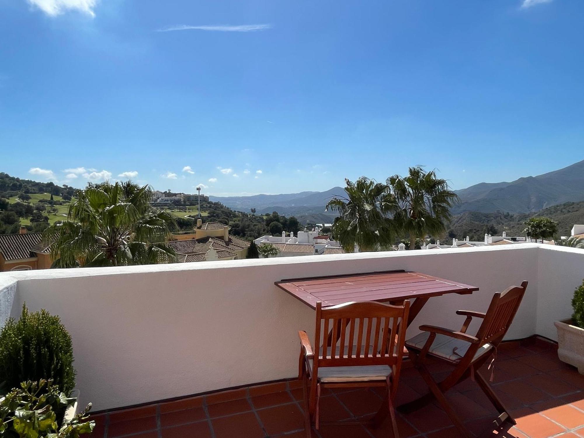 Estupendo Atico En Alhaurin Golf Malaga