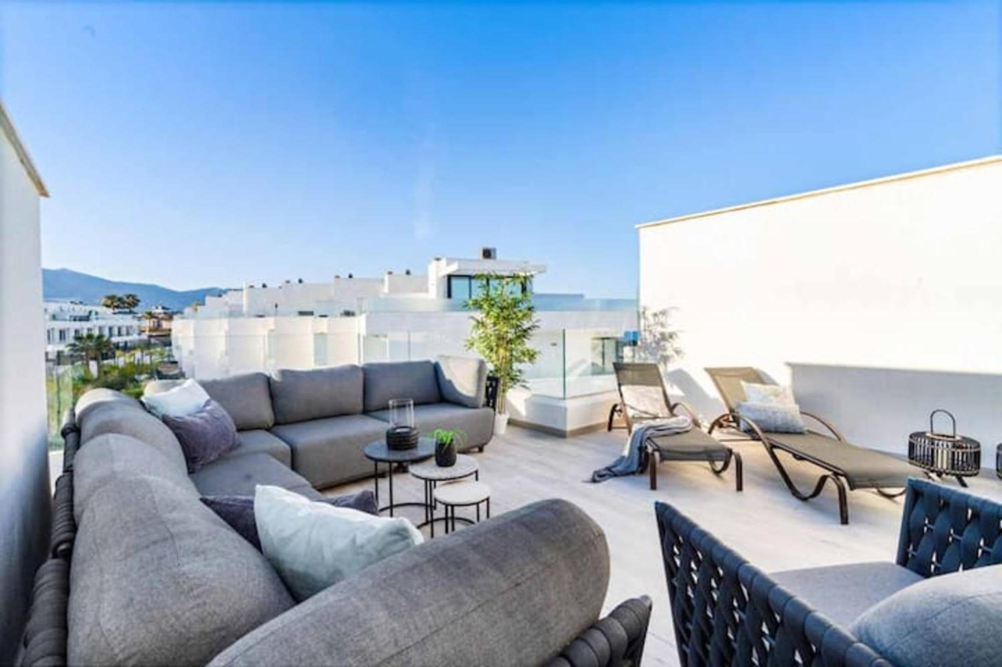 Сasa de vacaciones Fantastic Townhouse Near The *