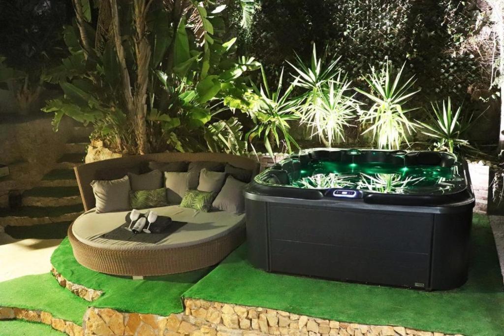 Luxury Jacuzzi & Terraces Vakantiehuis *