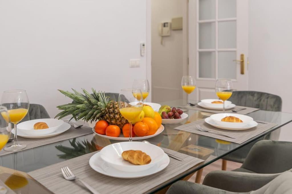 Near The Centre + Free Parking Apartment Málaga