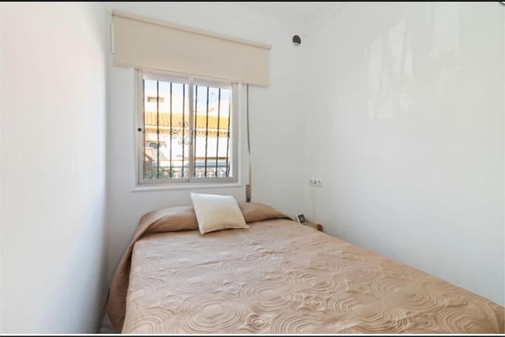 Casa Mata Cerca De Paseo Maritimo Antonio Banderas Ferienhaus *