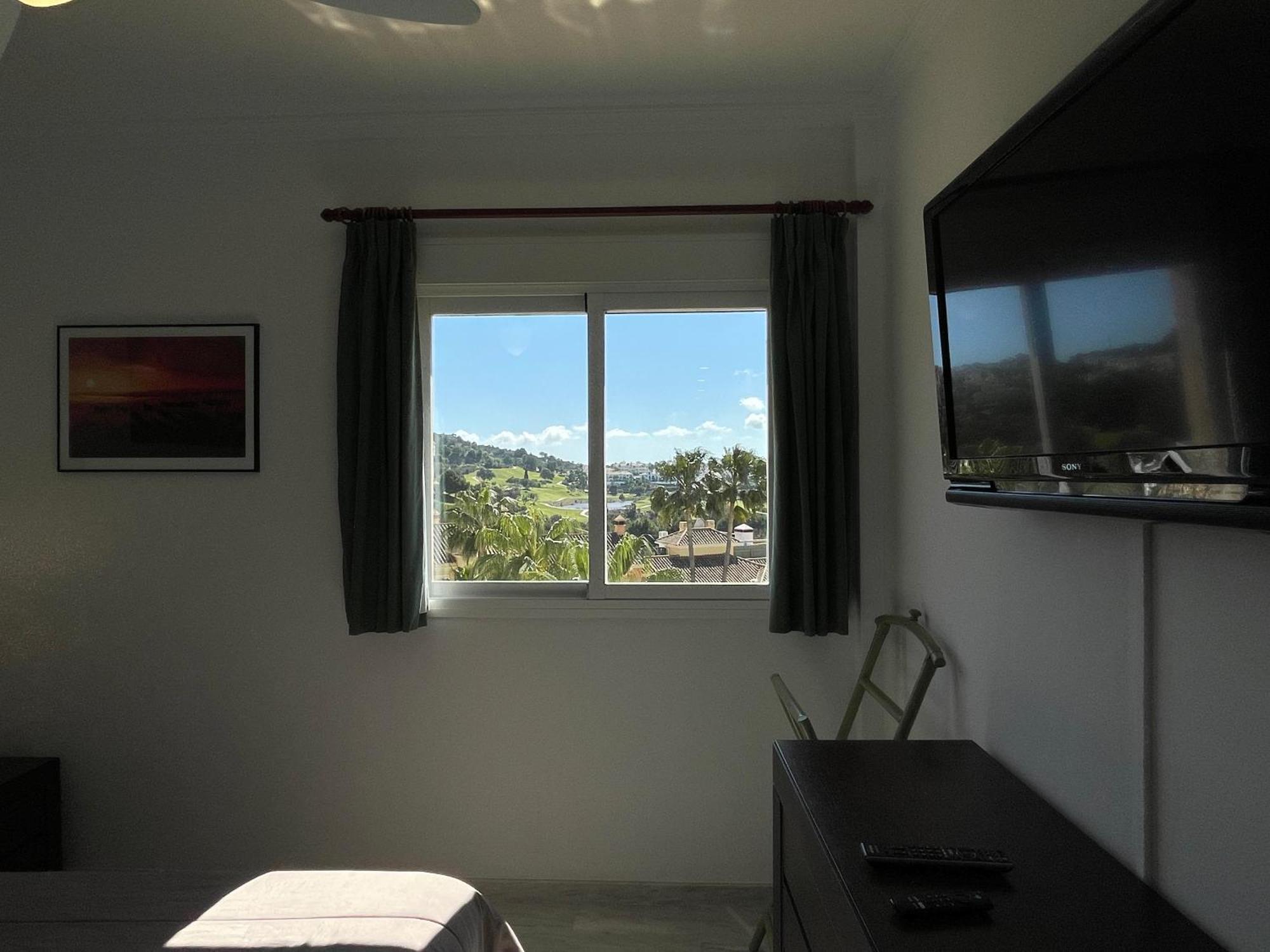 Estupendo Atico En Alhaurin Golf Apartment *