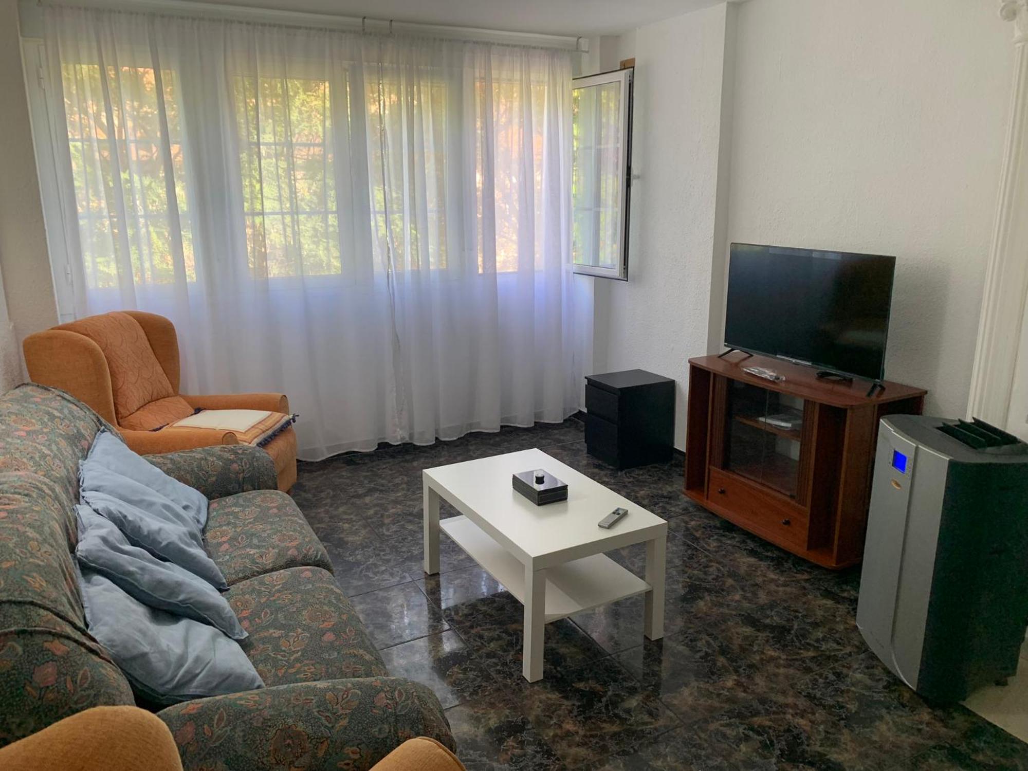 Sofocles Holidays Teatinos A Appartement