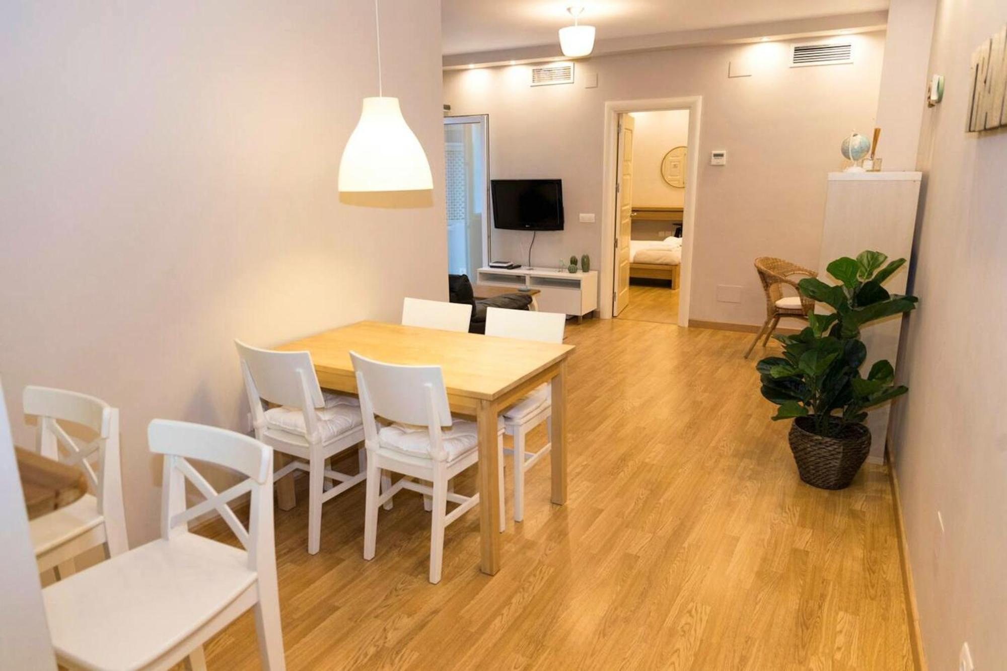 Charming In With Private Terrace 65 M² Air Conditioned Appartement Málaga