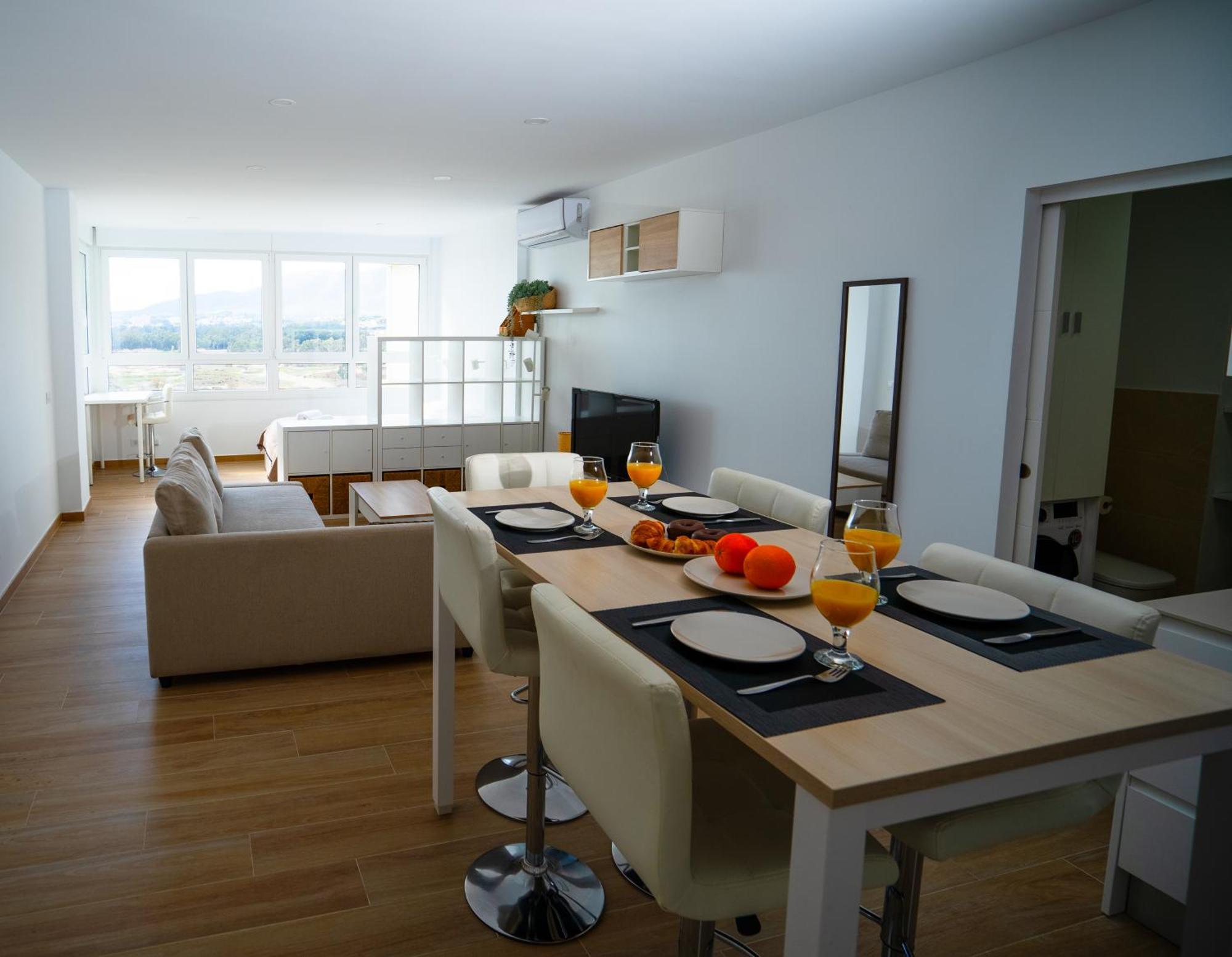 Sunstay Guadalmar Loft Seaview Lägenhet