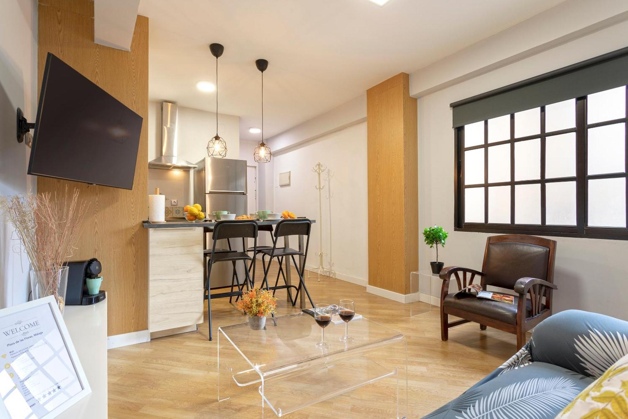 Apartamento Coqueto Junto A Calle Larios By Rent Me