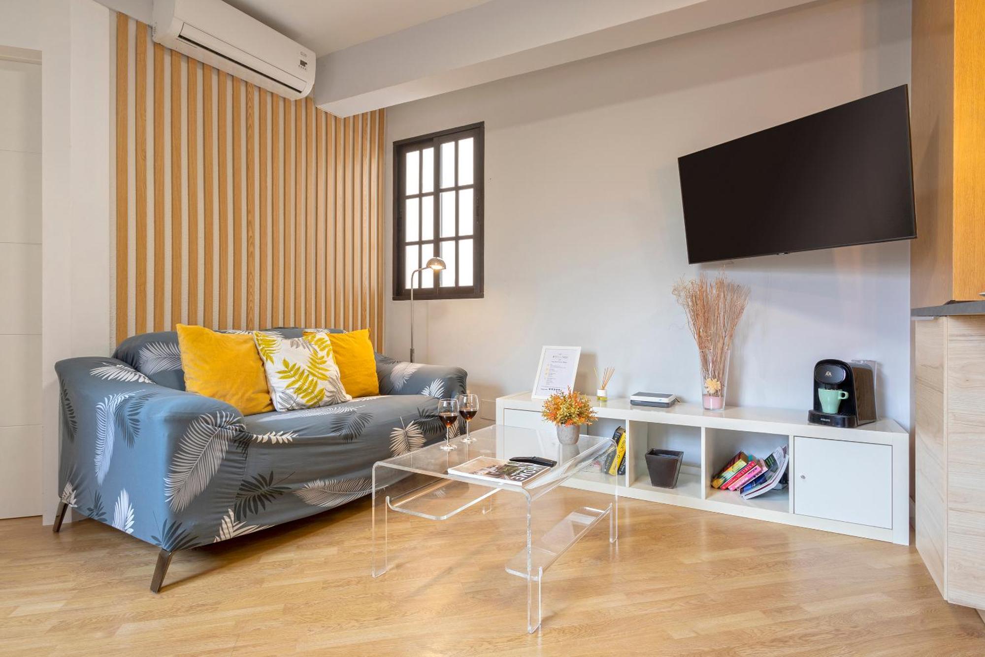 Apartamento Coqueto Junto A Calle Larios By Rent Me