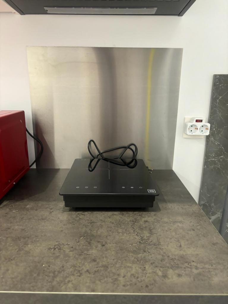 Apartamento Hermoso Piso A 5 Minutos De La Estacion De Bus Y Tren Maria Zambrano