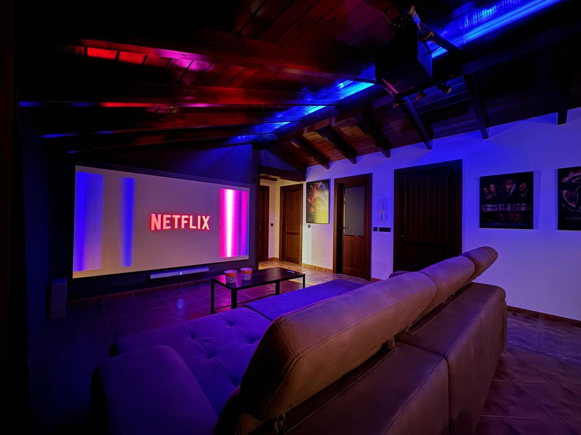 El Parral - Piscina Y Sala De Cine Holiday home *