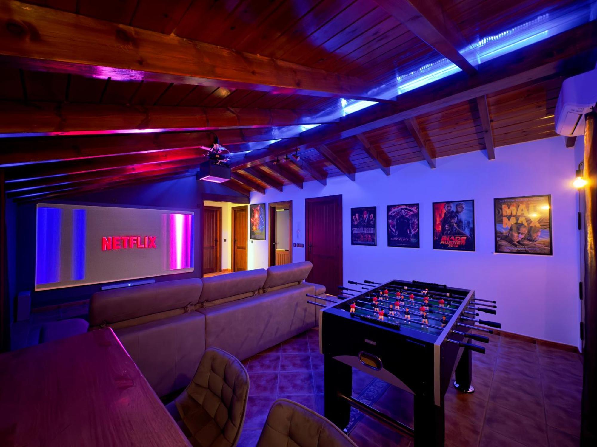 El Parral - Piscina Y Sala De Cine Holiday home *