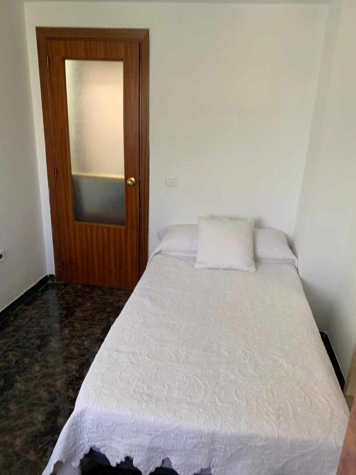 Sofocles Holidays Teatinos A Appartement Málaga