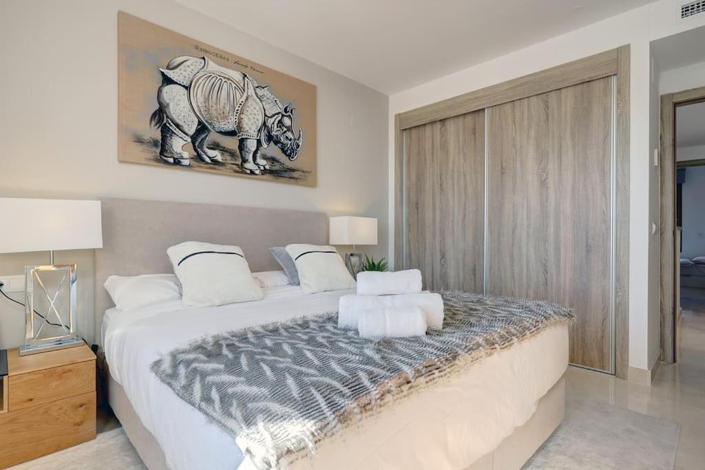 Casa de Férias 007 Modern 3 Bed Frontline Golf Townhouse In La Cala Golf With Mountain Views