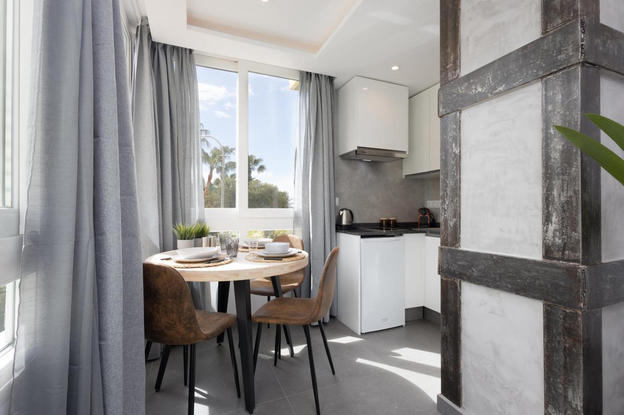 Appartement C45 Fabulous Close To The Sea Málaga