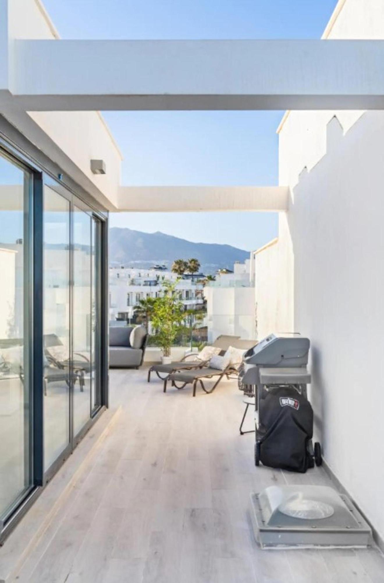 Fantastic Townhouse Near The