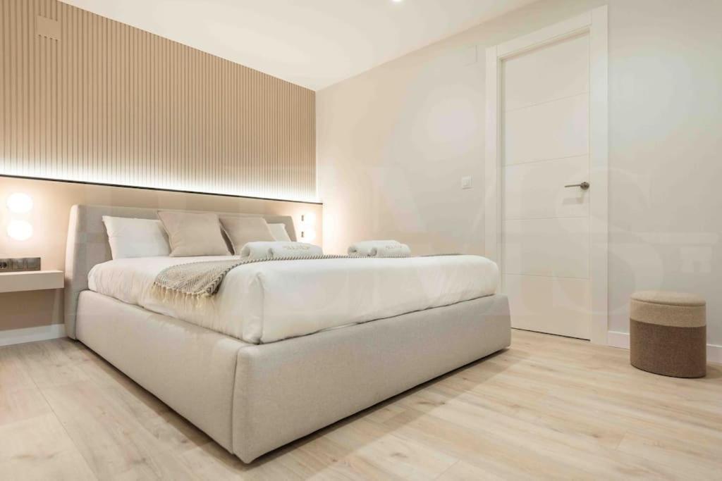 Elegant In Historic Center By Rems *