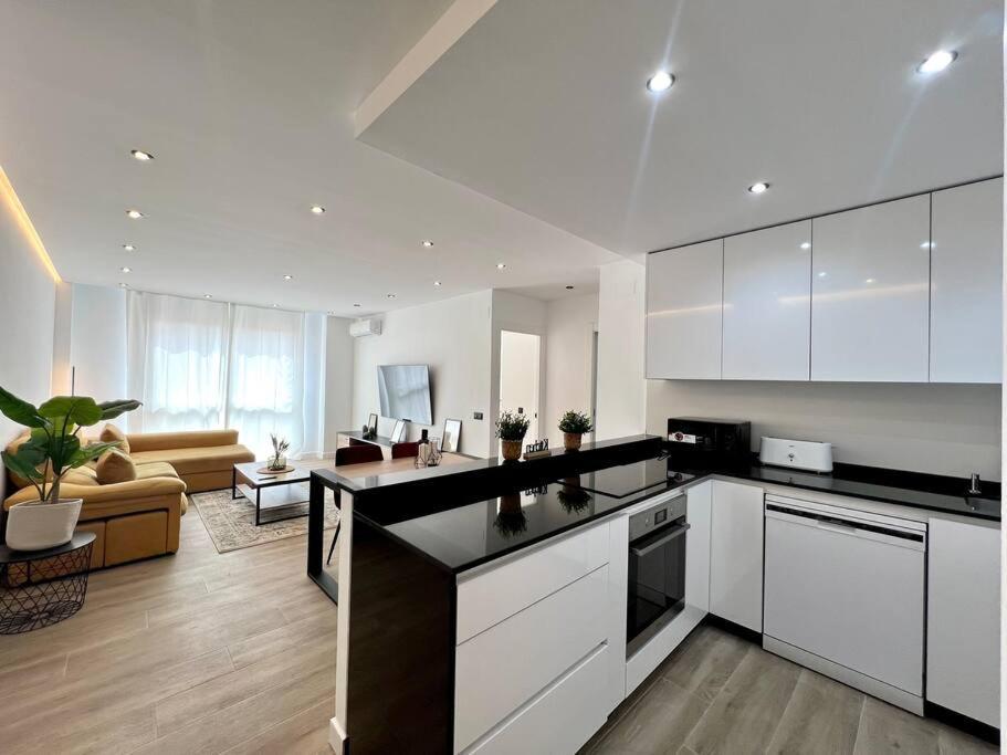Appartamento Carrera Ii & Old Town By Ele *