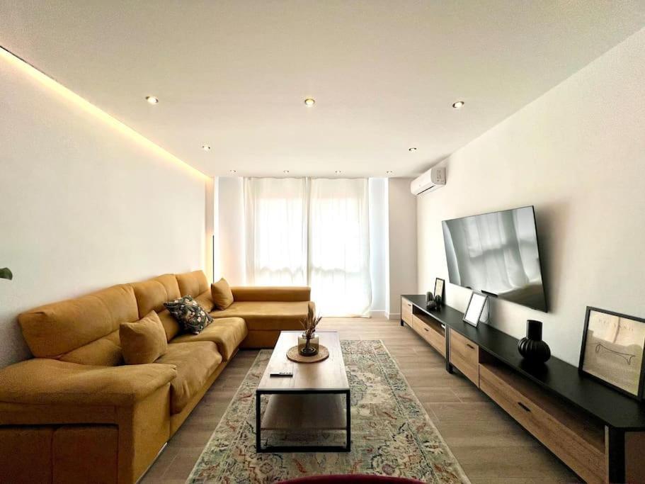 Apartment Carrera Ii & Old Town By Ele Málaga