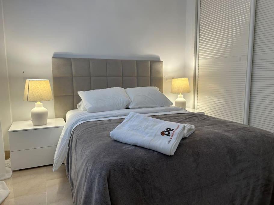 Fantastic Two Bedroom Apartamento Málaga