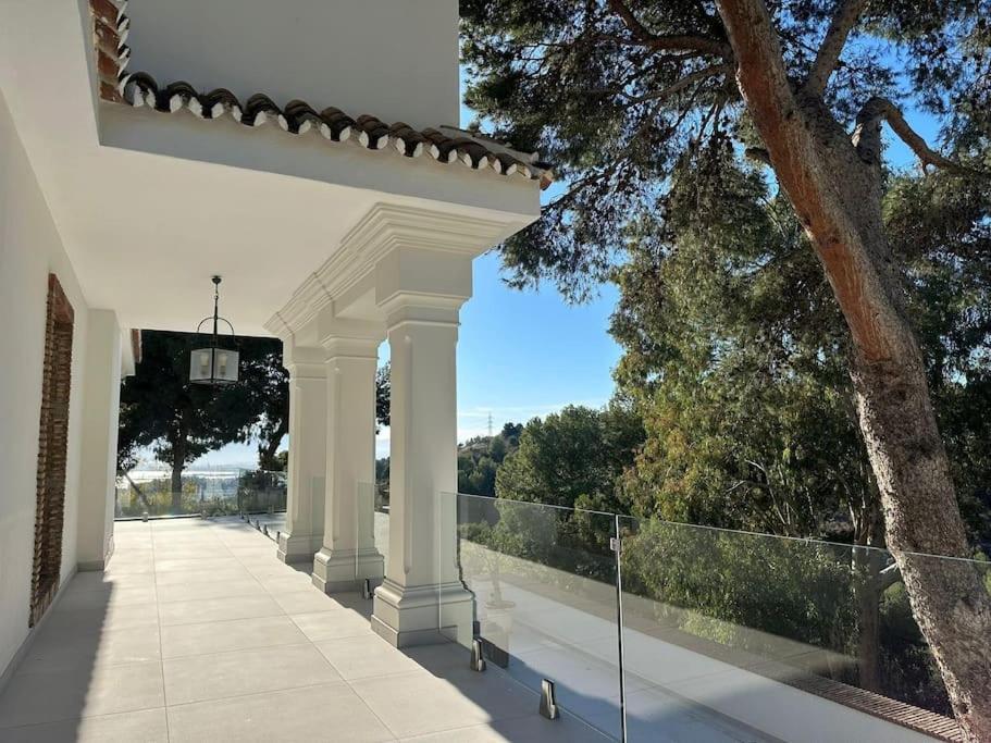 Privada Con Piscina En Villa Málaga