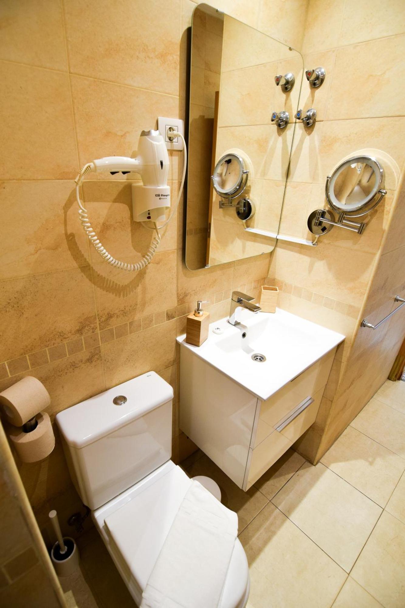 Apartment Letmalaga Carreteria 82'