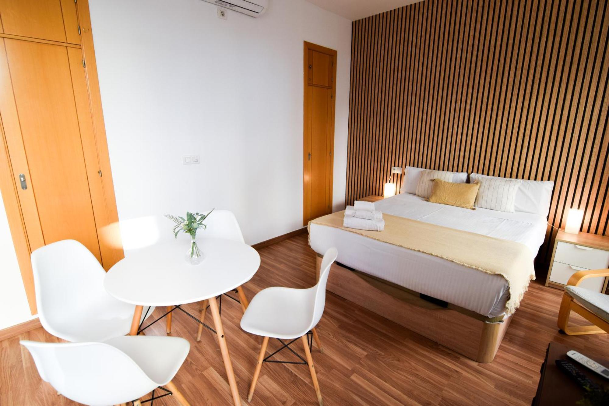 Letmalaga Carreteria 82' Apartment