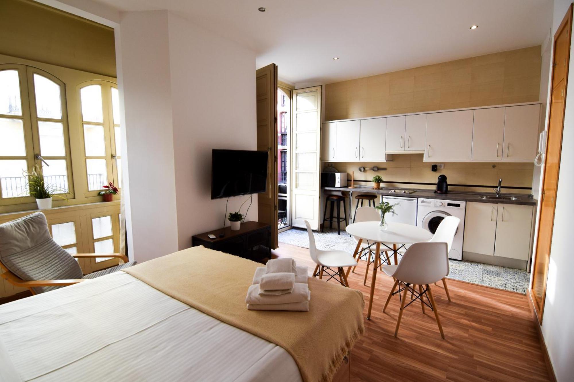 Letmalaga Carreteria 82' Apartment *