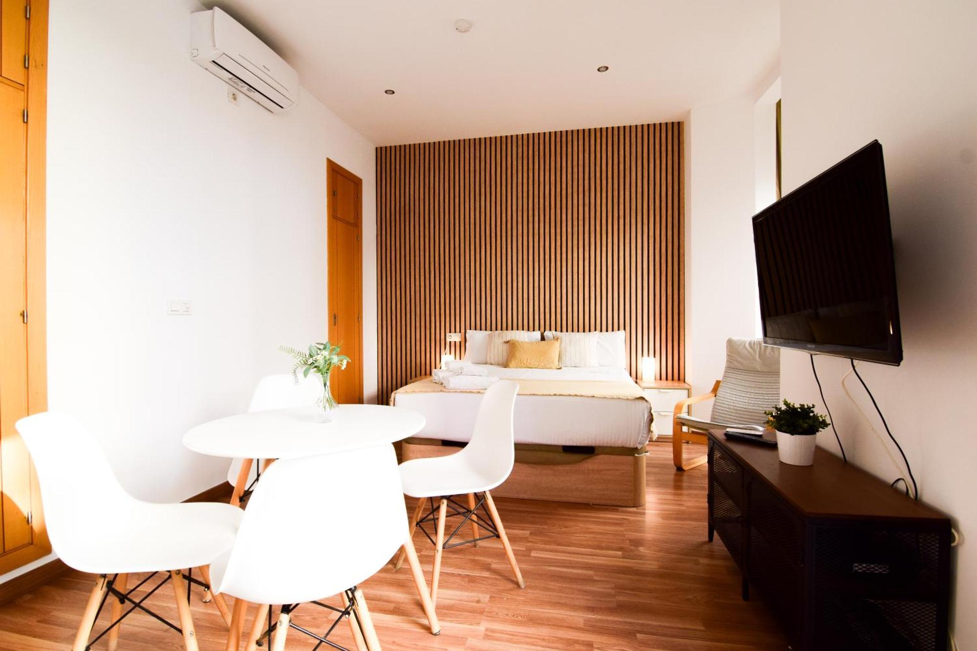 Apartment Letmalaga Carreteria 82' *